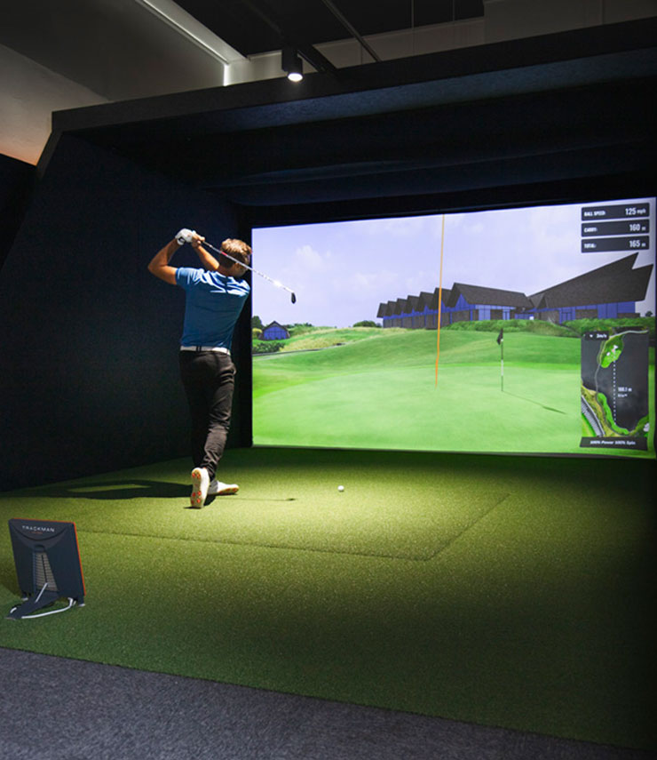 Golf-Club Schloss Braunfels - Golf Lounge: Indoor-Golf-Anlage