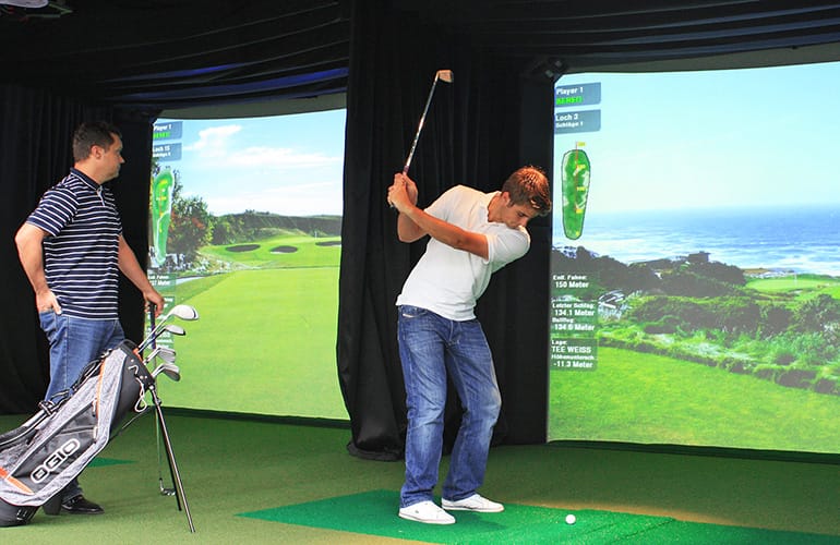High-Definition Indoor Golf - The Golfers